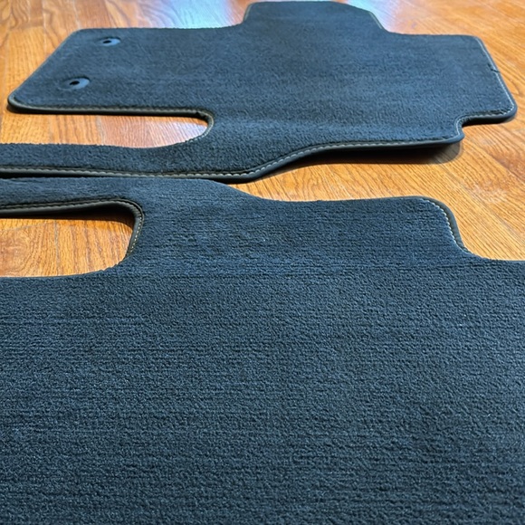 Jeep Wagoneer Second Row Carpet Mats - Picture 2 of 2